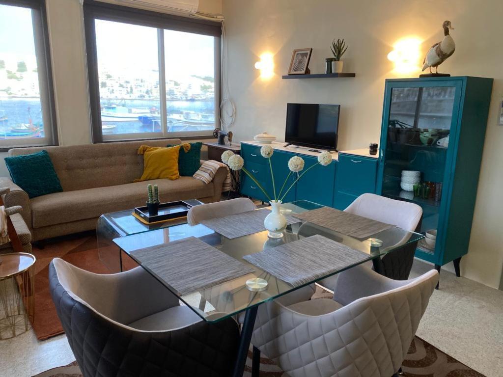 Apartament A Sea View Maisonette Right On The Waters Edge. San Pawl il-Baħar Zewnętrze zdjęcie